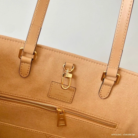 Official oldcobbler LOUIS MM VUITTON ONTHEGO 0811